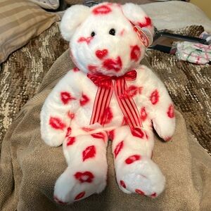 Ty Beanie Buddy Smooch 10” bear white with red kisses all over w/ tag beautiful